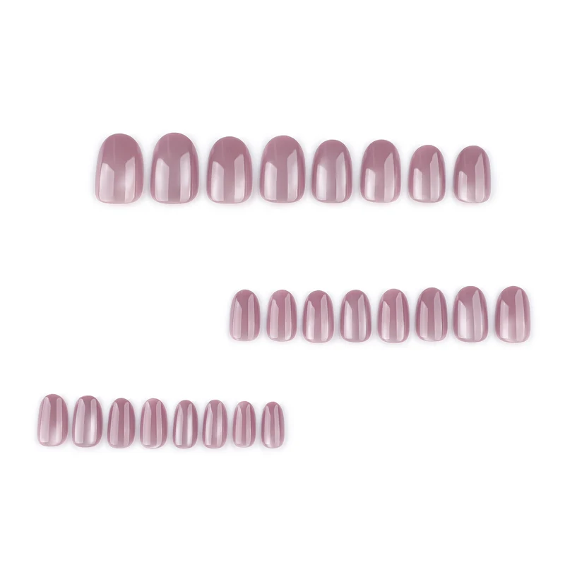 Elegante Nagelkunst mit Schimmerndem Ombre-Effekt Karnz