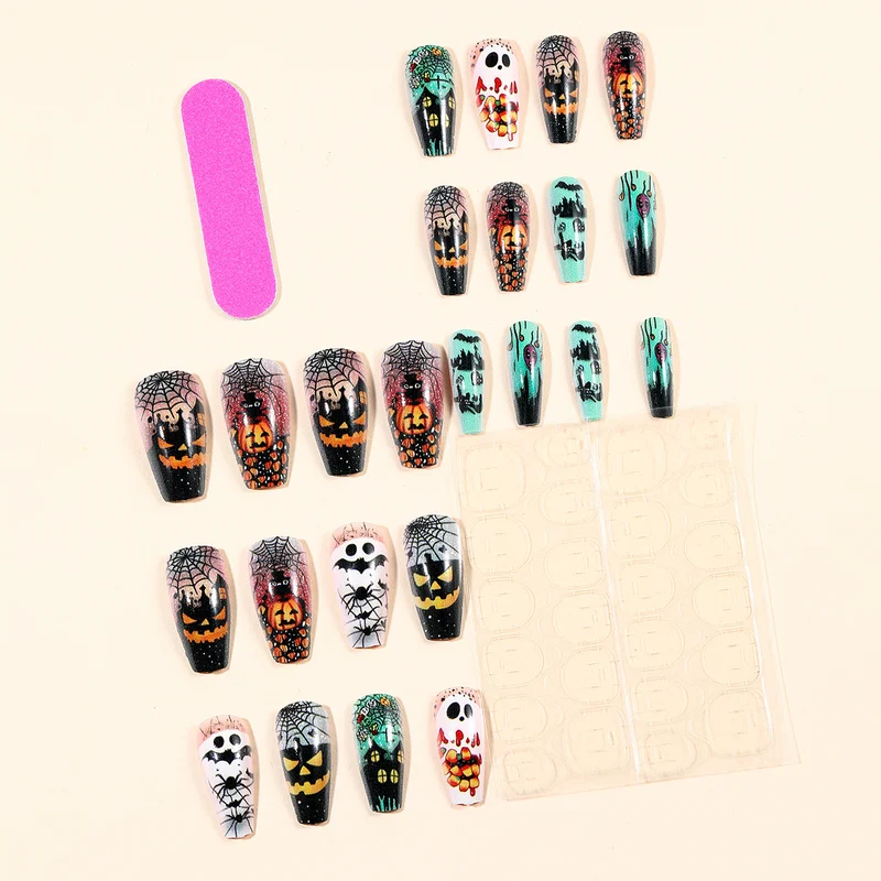 Gothic-Themed 3D Halloween Nagelkunstverlängerungen Karnz