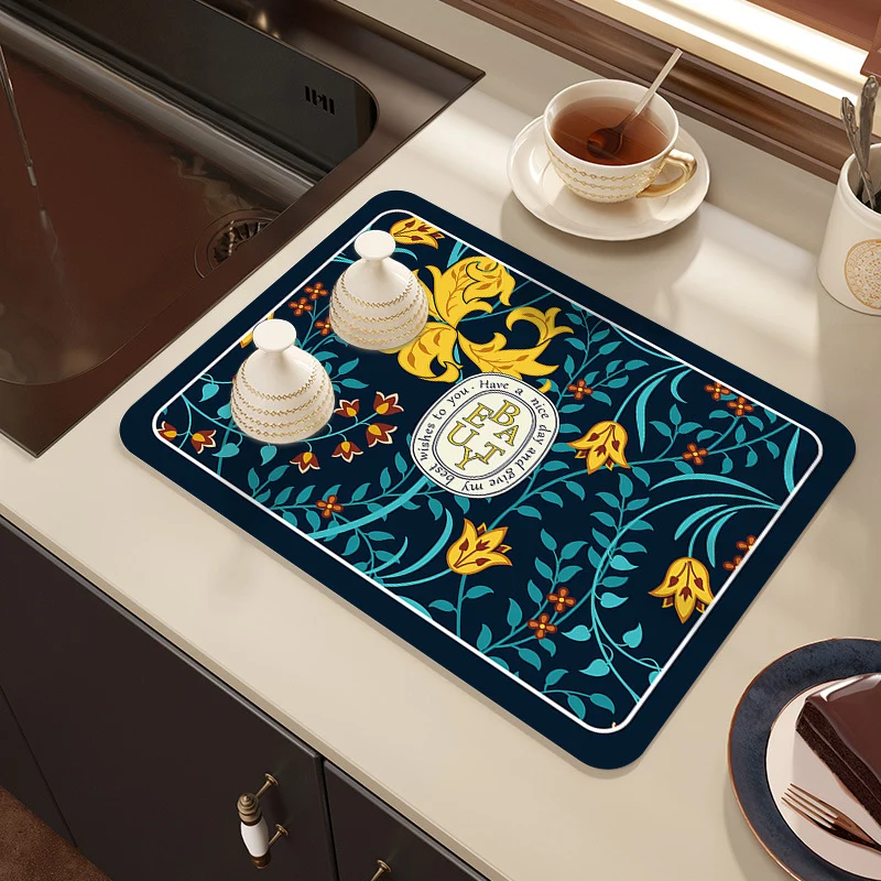 Elegante dekorative Tischsets für die Küche