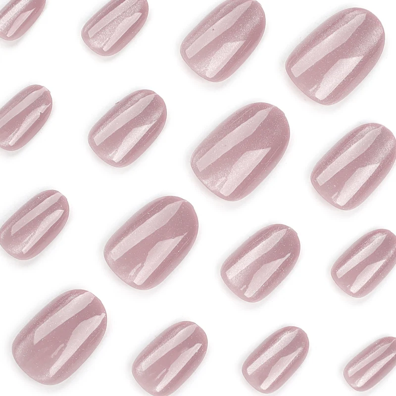 Nagelkunst mit Glitzer-Finish Karnz