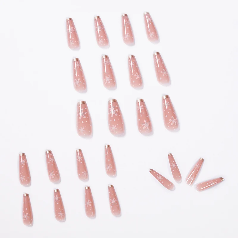 Kunstvolle Weihnachts-Nagelkunst Karnz
