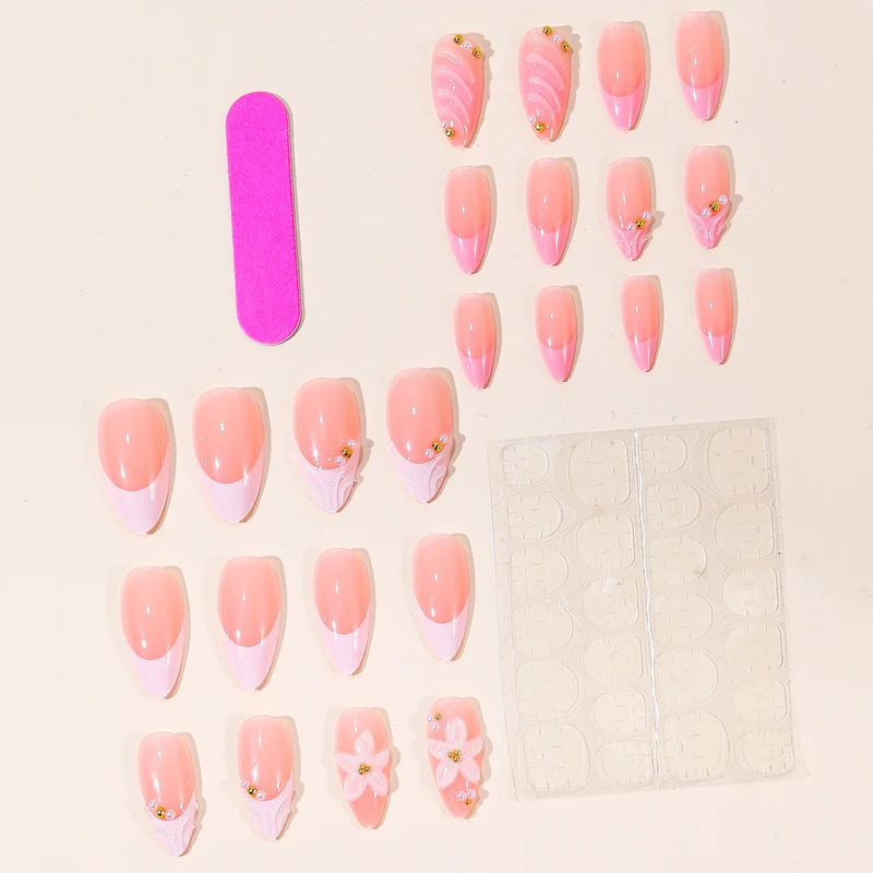 Elegante florale 3D Nagelkunstverlängerungen Karnz
