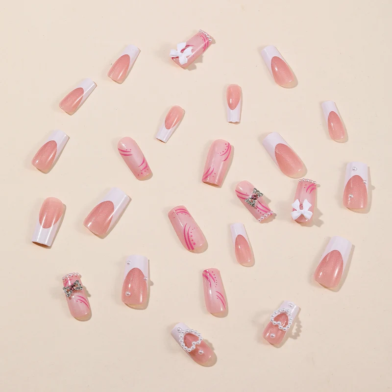 Elegante dekorative 3D-Nagelerweiterungen Karnz