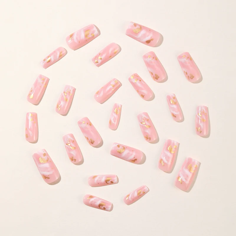 Elegante Acryl-Nagelkunstverlängerungen Karnz