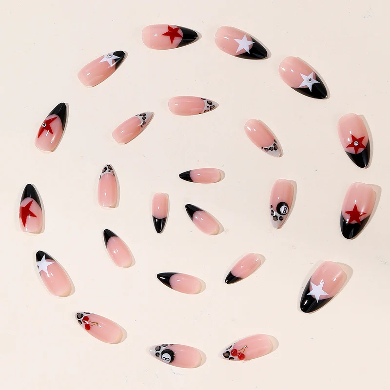Kreatives Nagelkunst Design Karnz