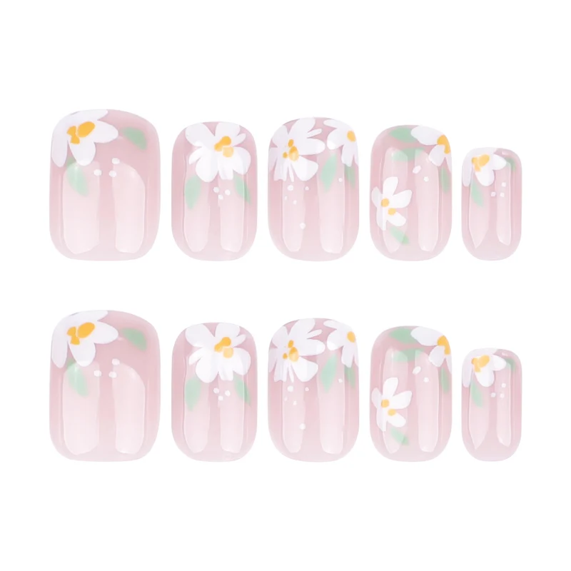 Kunstvolle Nagelkunst im eleganten Blüten-Design Karnz
