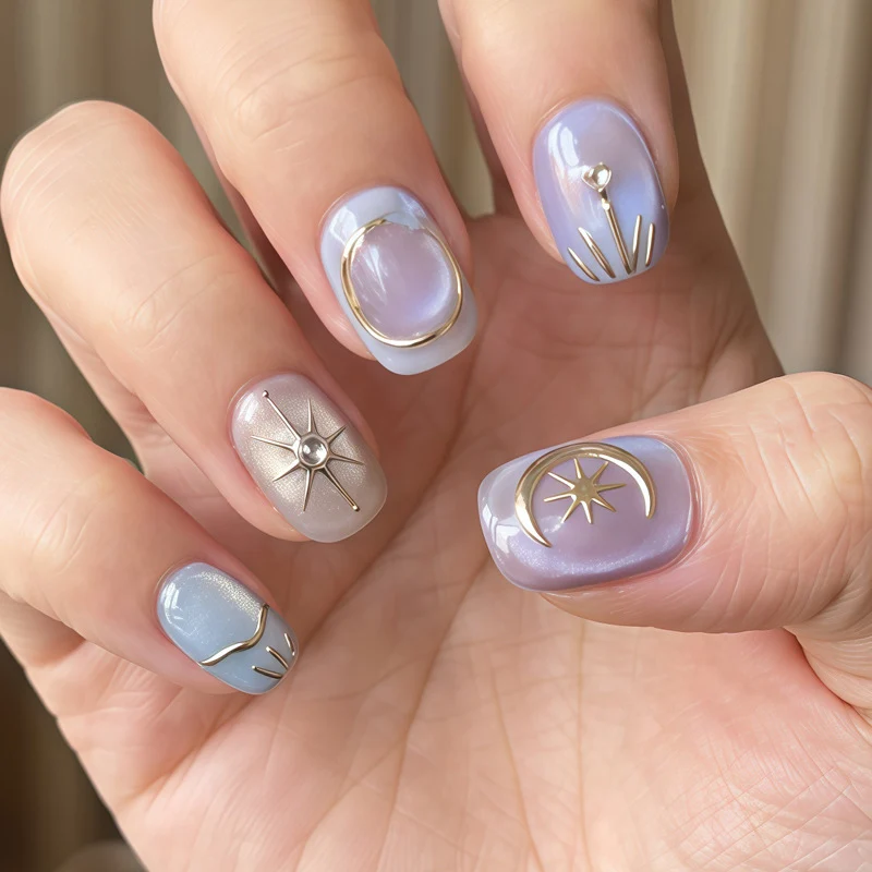 Dekoratives Press-On-Nagelset mit Stern- und Schleifenmotiven Karnz
