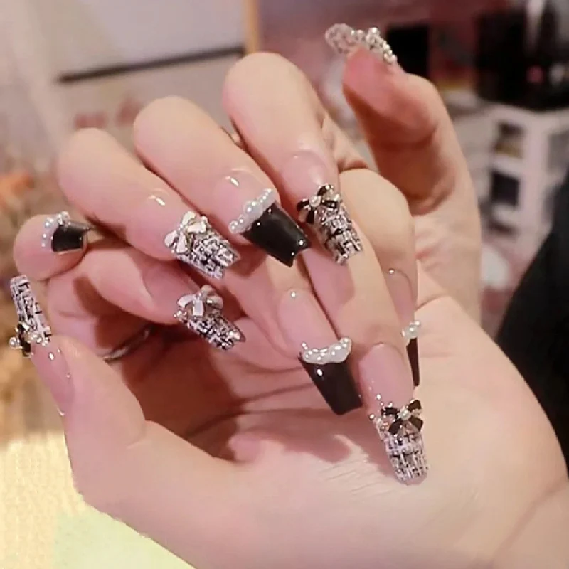 Glänzendes Schmetterlings-Nagelkunst-Set Karnz