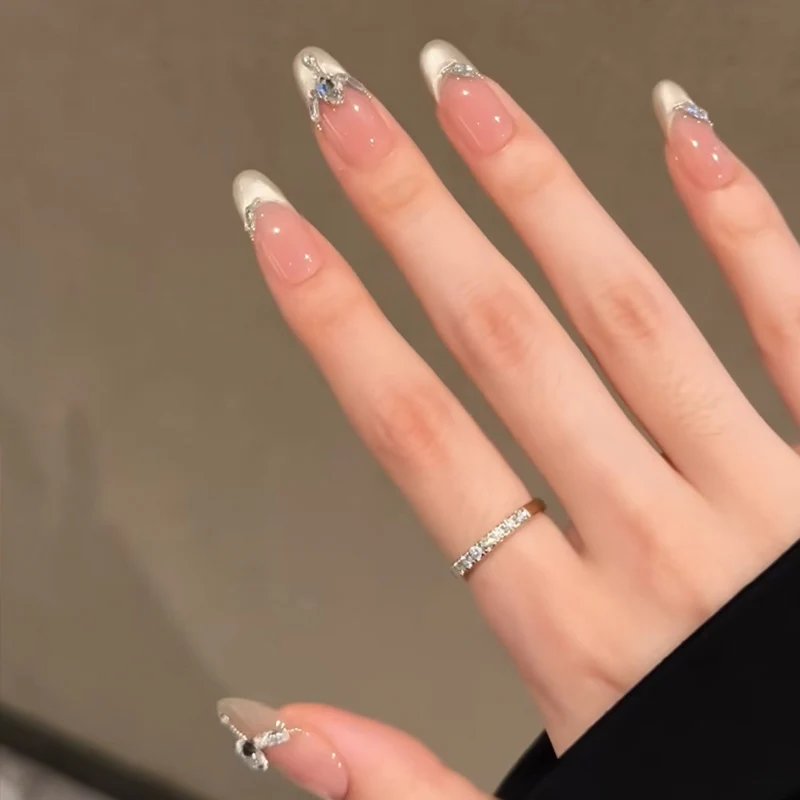 Rhinestone-beschmücktes Gel-Nagel-Set Karnz