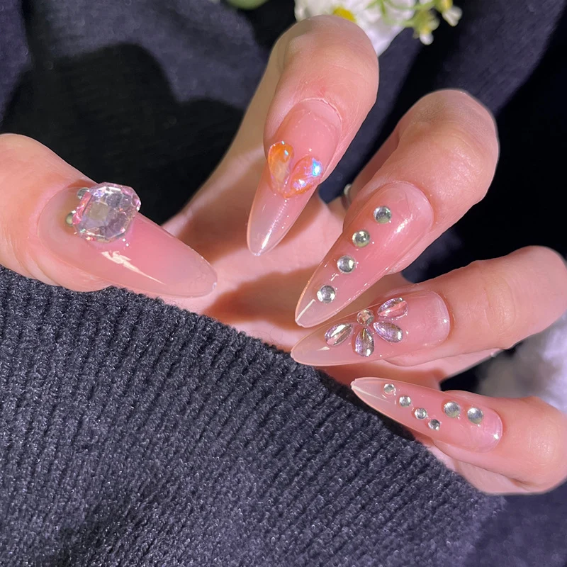 Premium Glänzendes Nail Art Set Karnz