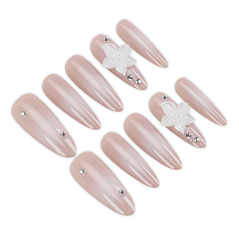 Premium Florale Verzierter Stiletto Nagelset Karnz
