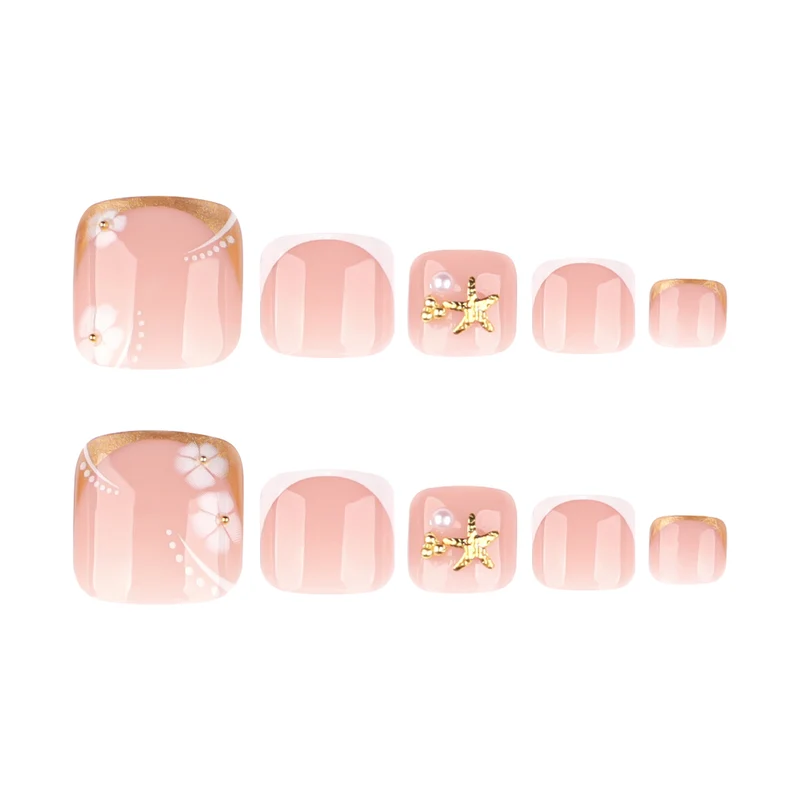 Kunstvolle Fußnagelkunst mit zarten Blüten- und Glitzerakzenten Karnz