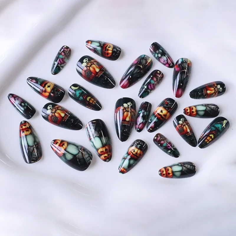 Halloween-Themen 3D Nagelkunst Karnz