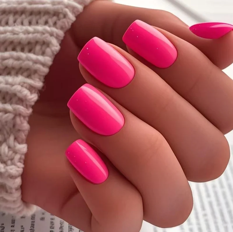 Glänzende Pediküre Nagelkunst Karnz