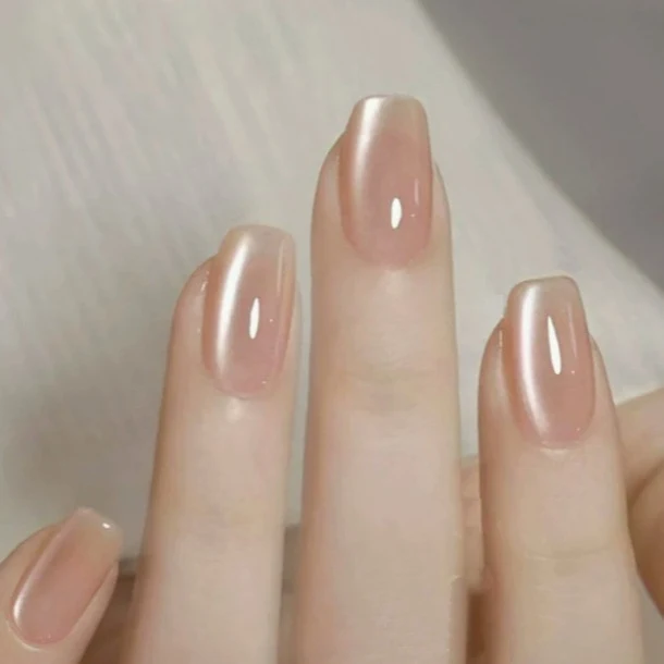 Glänzender Naturnagellack Karnz