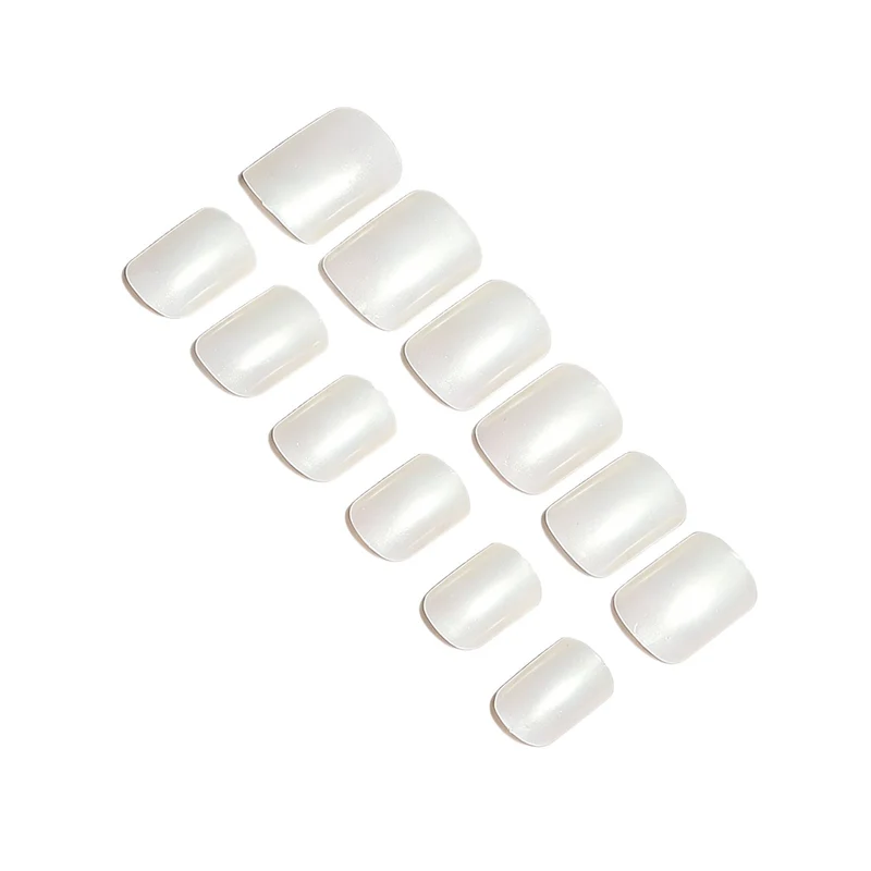 Glänzende Acryl-Nagelveränderungen Karnz