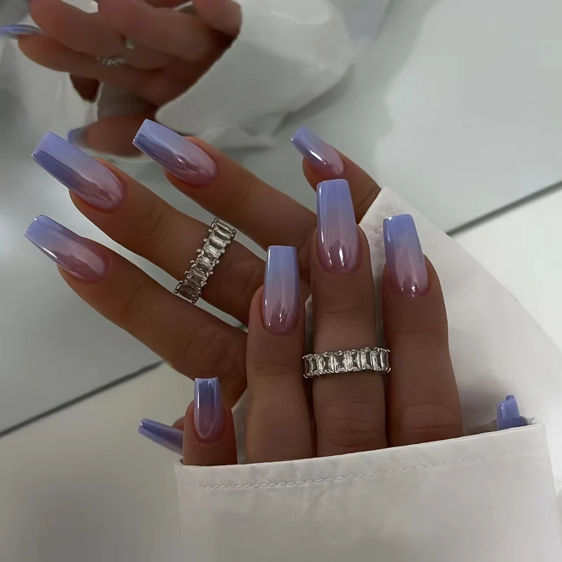 Glitzerndes Ombre Nagelset Karnz