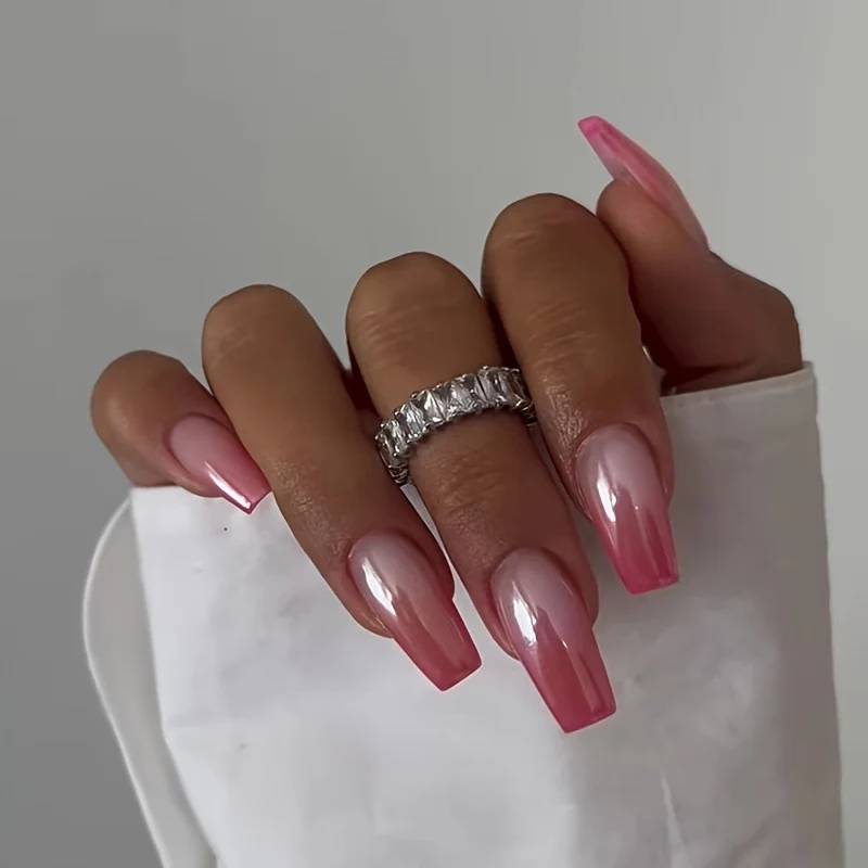 Glitzerndes Ombre Nagelset Karnz