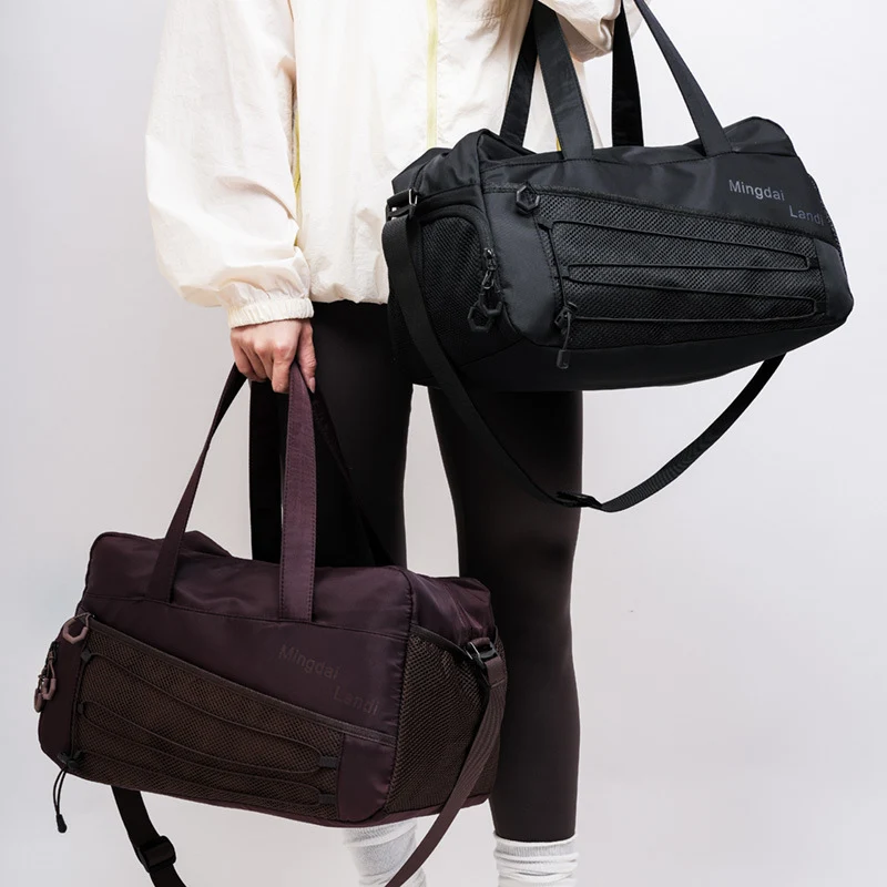 Vielseitige Reisetasche mit Mehrfachfächern Karnz