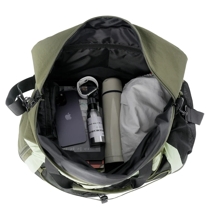 Vielseitige Reisetasche mit Mesh-Details Karnz