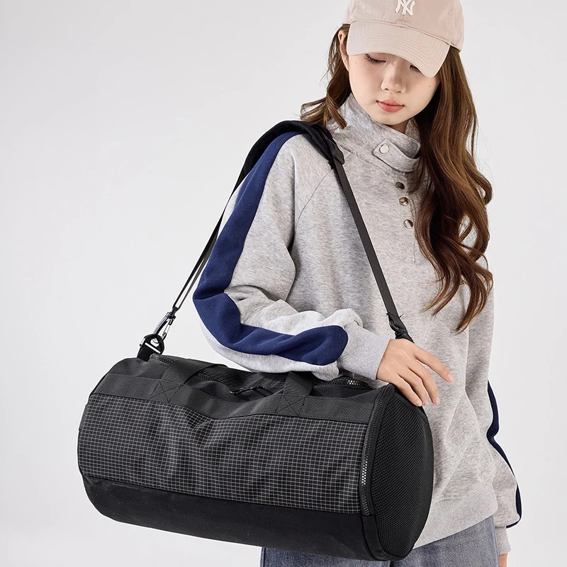 Vielseitige Sport-Duffel-Tasche mit verstellbaren Trägern Karnz