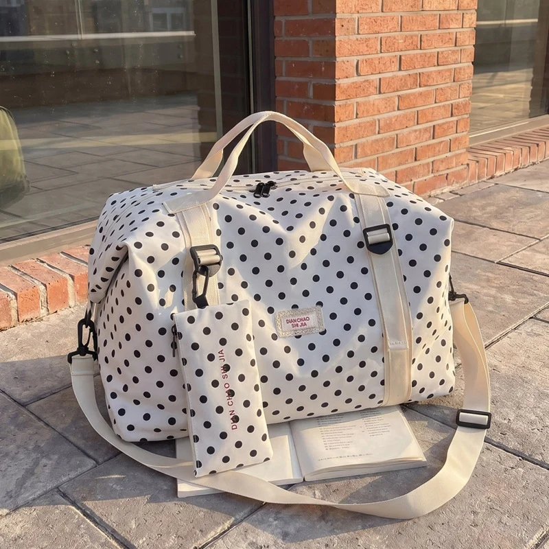 Vielseitige gepunktete Reisetasche Karnz