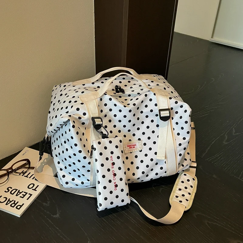 Vielseitige gepunktete Reisetasche Karnz