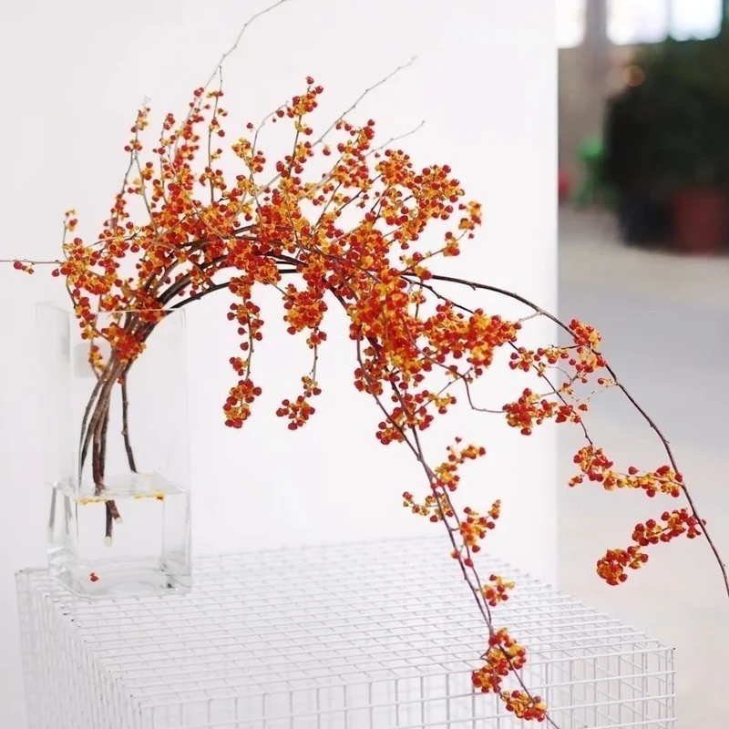 Künstlicher Blumenzweigstrauß