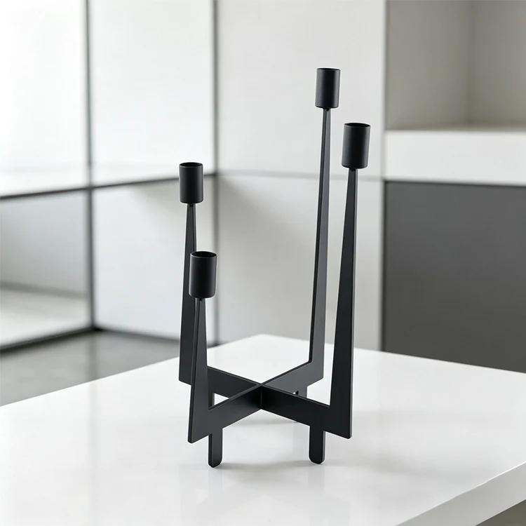 Moderner geometrischer Kerzenhalter