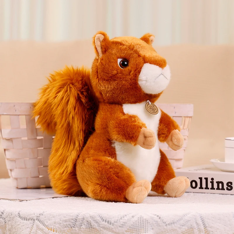 Plüsch Sitzender Waschbär Sammlerstück Weiches Spielzeug mit Kuschelkörper und Bestickten Details Karnz