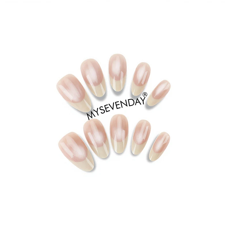 Elegante Press-On Nagelset mit French Tip Design Karnz