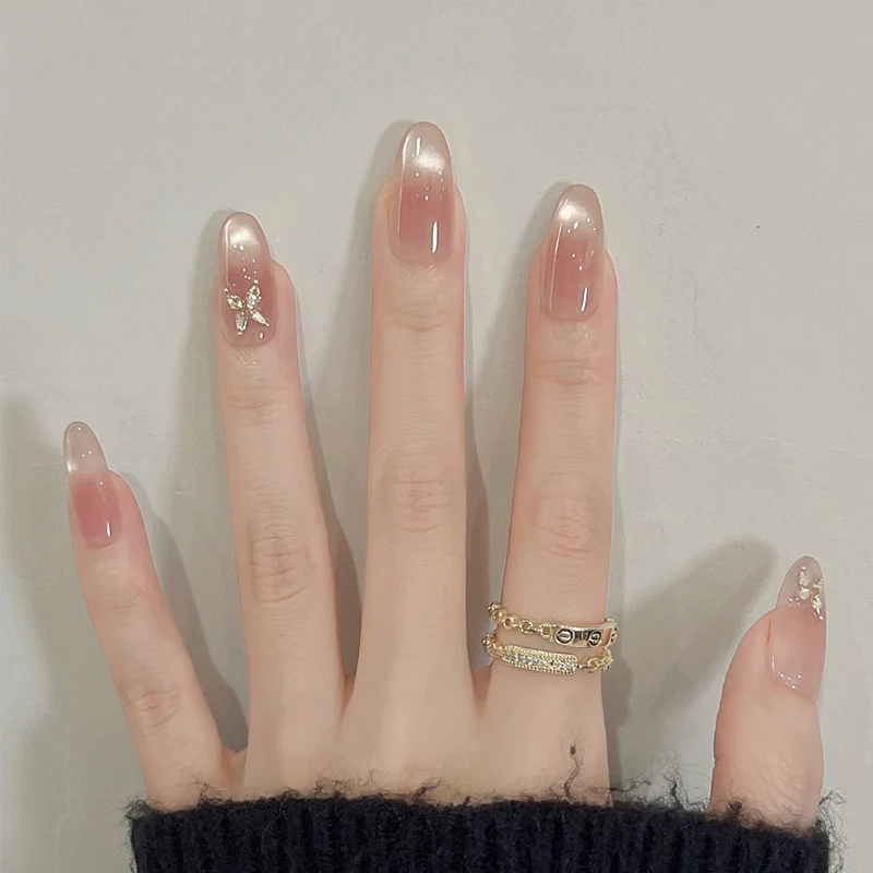 Elegante Nagelkunst Press-On Nägel Karnz