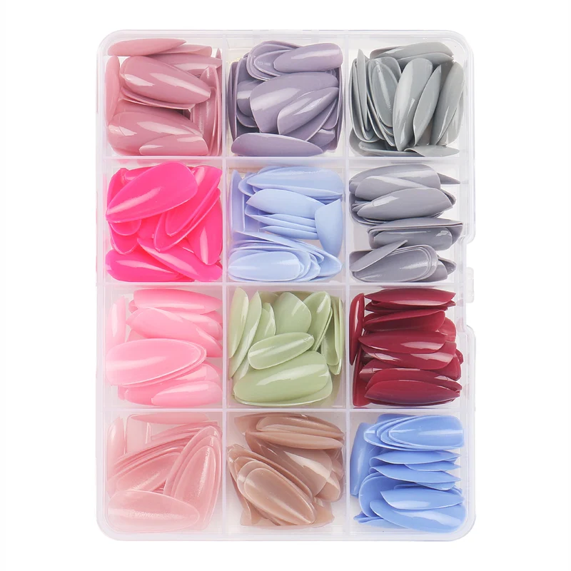 Vielseitiges Press-On Nagelset Karnz