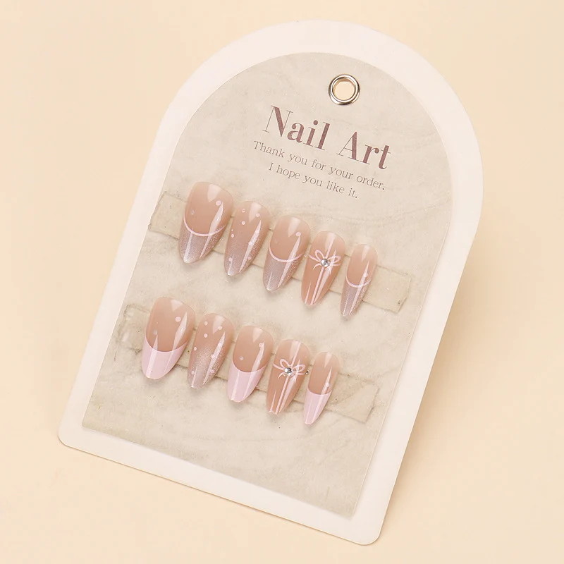 Stylische Press-On-Nageltips mit Leopardendesign Karnz