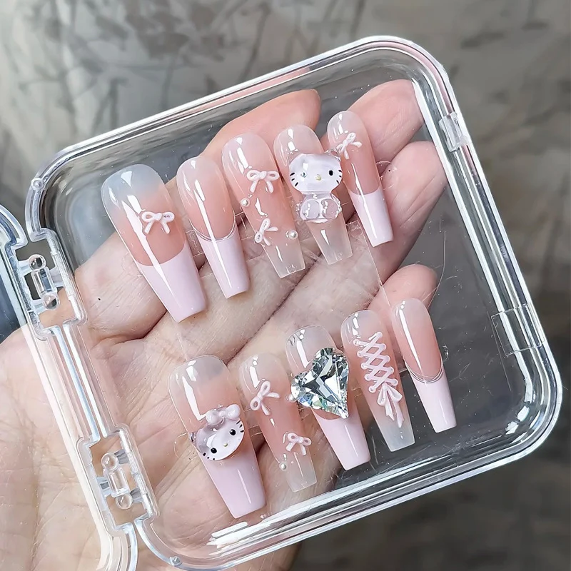 Stylische Press-On-Nageltips mit Leopardendesign Karnz