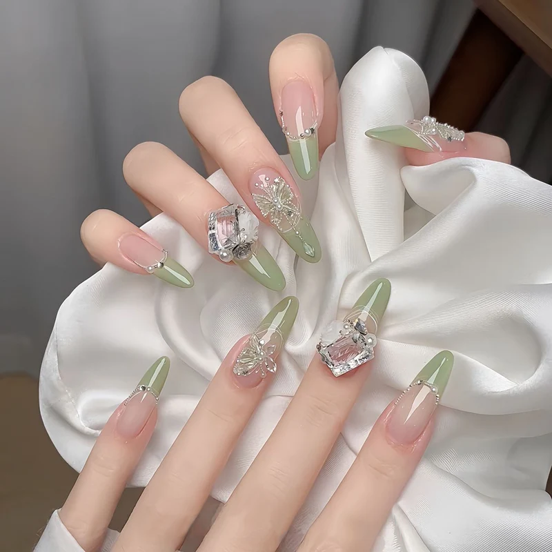 Stylische Press-On-Nageltips mit Leopardendesign Karnz