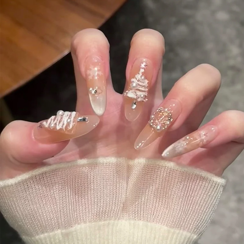 Stylisches Press-On Nagel-Set mit eleganten Glitzerakzenten Karnz