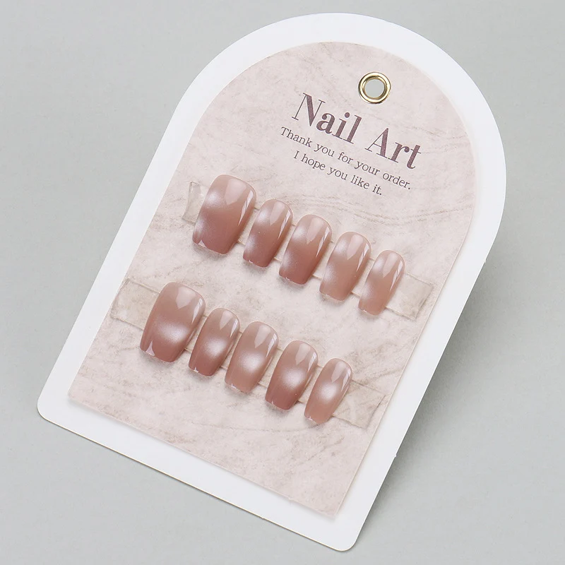 Stylisches Press-On Nagel-Set mit eleganten Glitzerakzenten Karnz