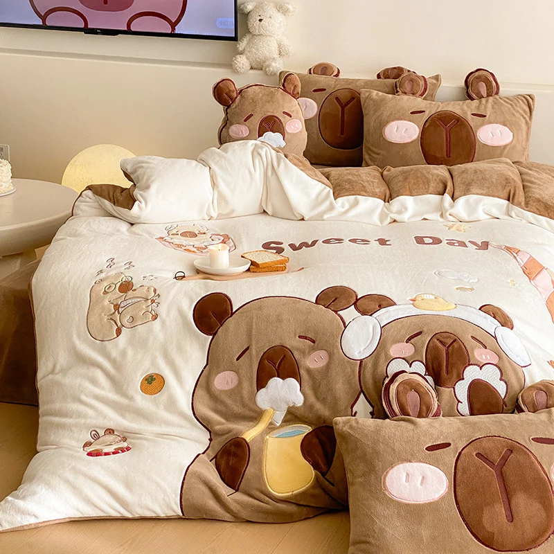 Flauschige Bettwäsche-Garnitur mit gesteppter Kuscheloberfläche, 3D-Teddy-Applikationen und wärmender Microfaserfüllung Karnz