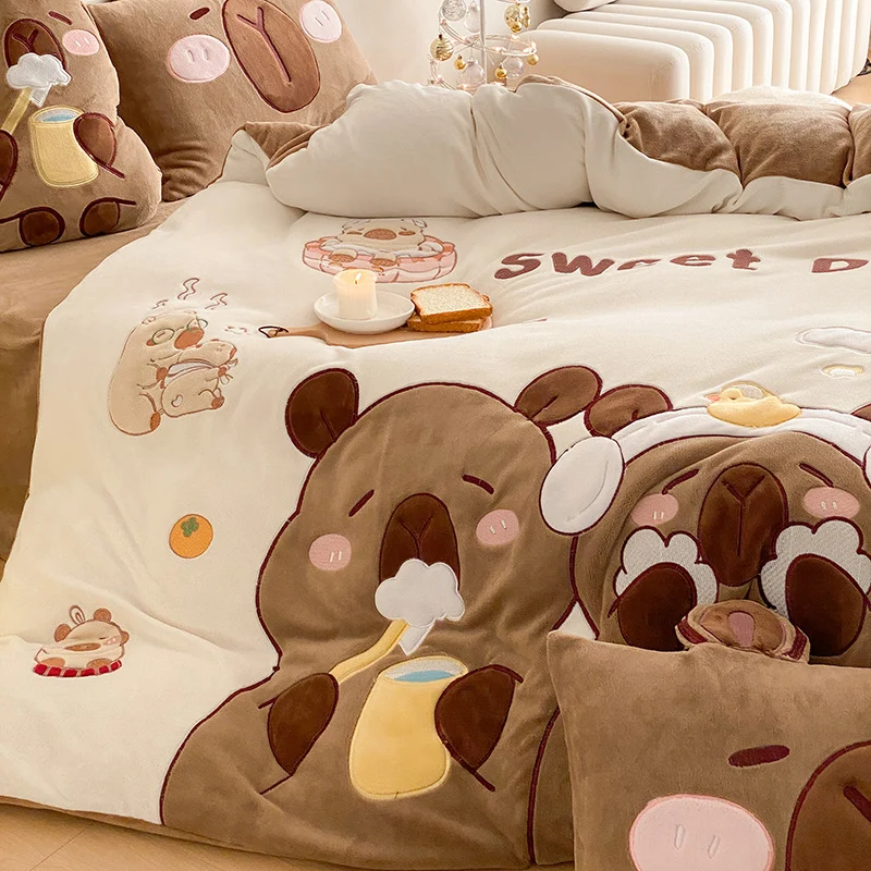 Flauschige Bettwäsche-Garnitur mit gesteppter Kuscheloberfläche, 3D-Teddy-Applikationen und wärmender Microfaserfüllung Karnz