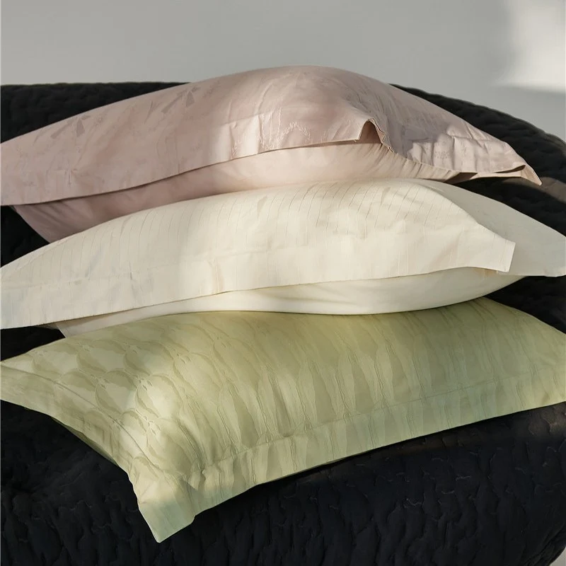 Elegantes Satin-Bettwäscheset Karnz