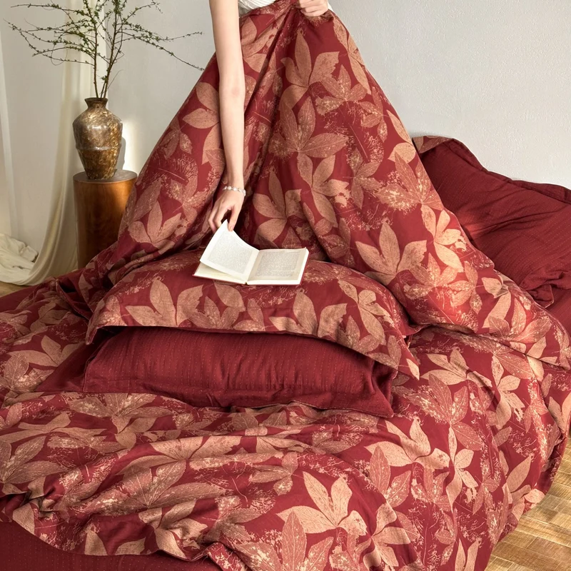 Bettwäsche-Garnitur im Blatt-Relief aus satinierter Baumwolle mit Wendefunktion Karnz