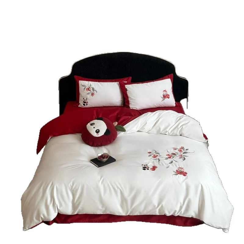 Bestickte Baumwollsatin-Bettwäschegarnitur mit floraler Apfel- und Panda-Applikation Karnz