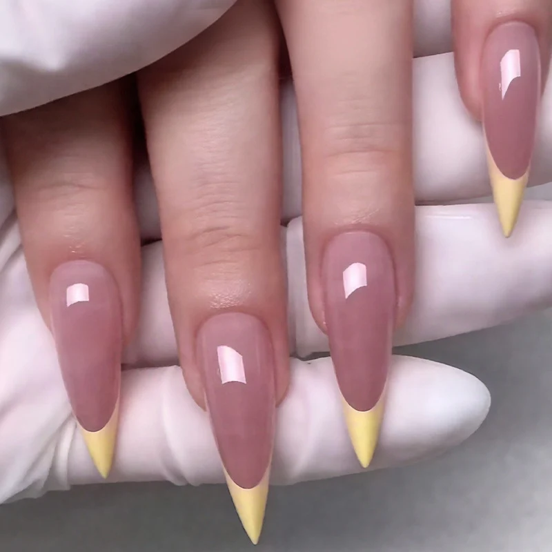 Premium Stiletto-Nagelverlängerungen Karnz