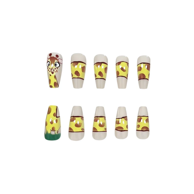 Verspielte Giraffen-themed Nagelkunstverzierungen Karnz