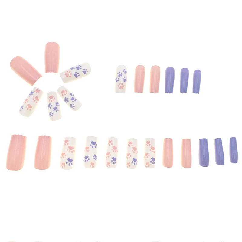Verspielte Katzenpfoten-Nagelkunst Karnz
