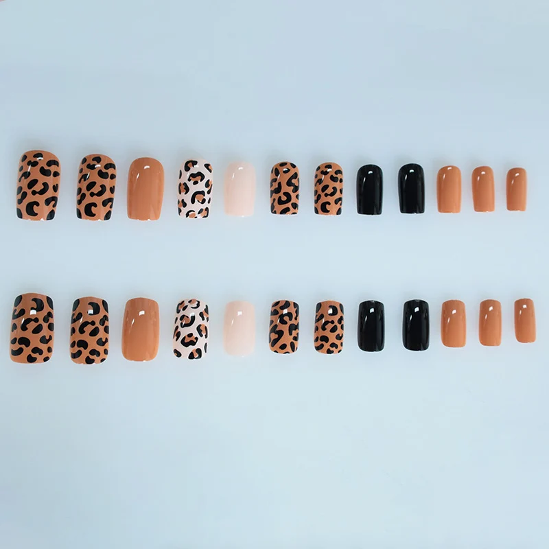 Trendige Leoparden-Print Nagelkunst-Fextensions Karnz