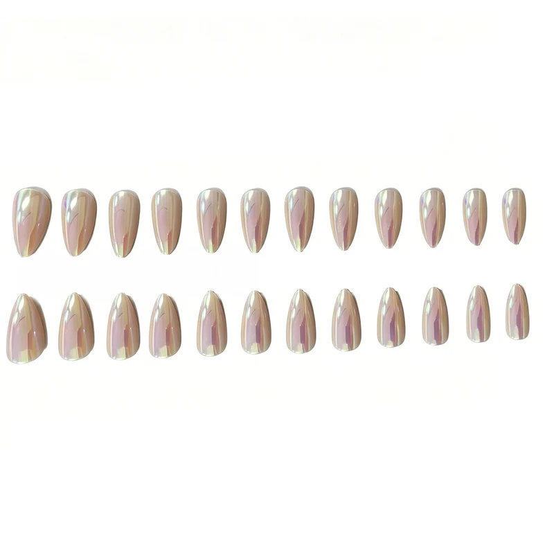 Stylische Stiletto-Nagelkunst-Erweiterungen Karnz