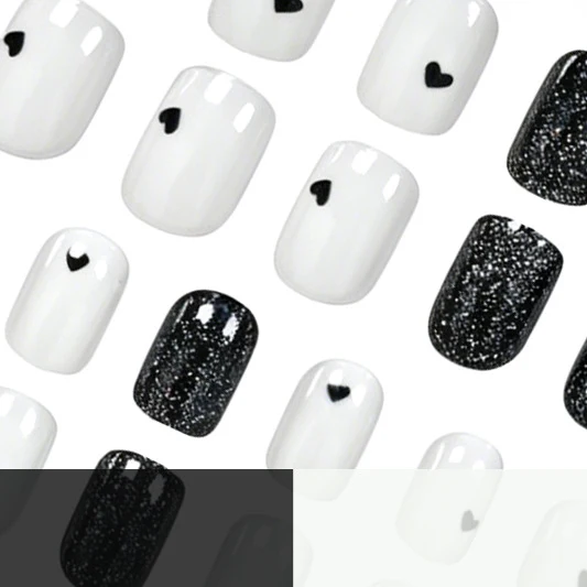 Stylisches Nagelkunstdesign Karnz