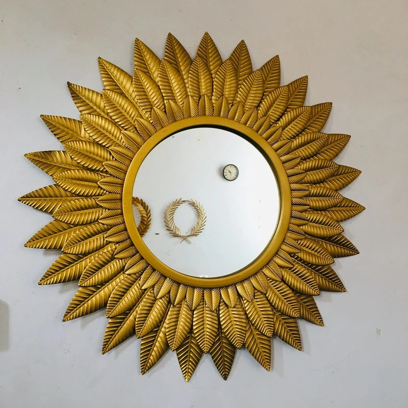Sonnenstrahl Dekorativer Wandspiegel Karnz